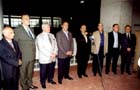 à d. du recteur : Général Souhail Khoury ( président du Comité olympique libanais) - à g. du recteur : M. Nahas (Président du syndicat des rédacteurs sportifs) 