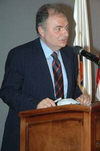 M. Maroun Nehmé, Président Directeur Général de la Librairie Orientale.