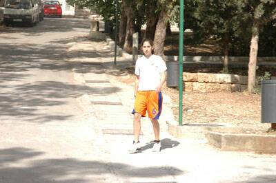 eliasnabhan-20080420-17