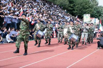 grands-fete-drapeau-cross-independance-024