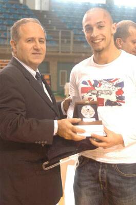 sportif-honneur-20070312-014