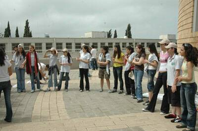 fetemej-20070513-022