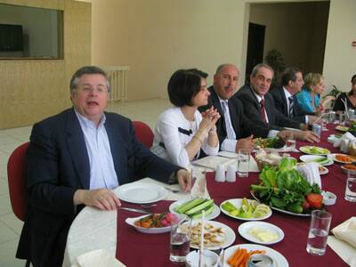 dubai-jamhour-convention-cooperation-20080412-074