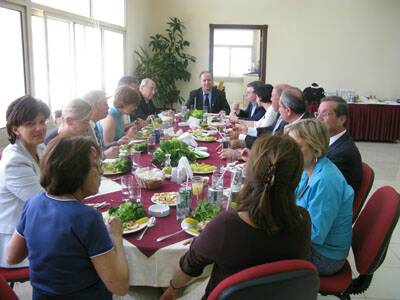 dubai-jamhour-convention-cooperation-20080412-078