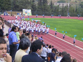 fetecollege-01062003-04