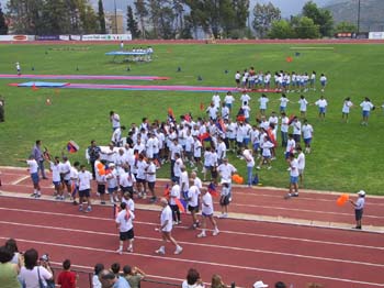 fetecollege-01062003-15