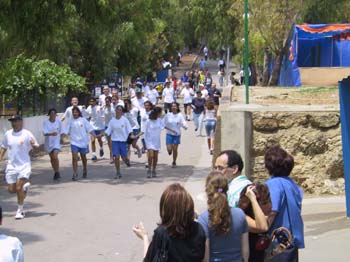 fetecollege-01062003-36