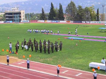 fetecollege-01062003-37