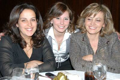 educ-soiree-fete-prof-20080404-054