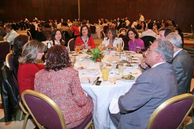 educ-soiree-fete-prof-20080404-112