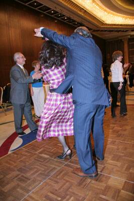 educ-soiree-fete-prof-20080404-159